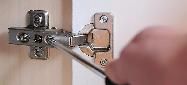 Creaky Door Hinges Fix in Lake Magdalene, FL