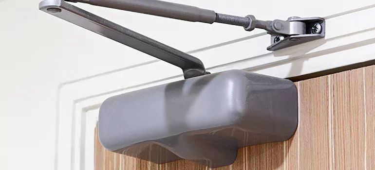 Garage Door Openers For Low Ceilings in Lake Magdalene, FL