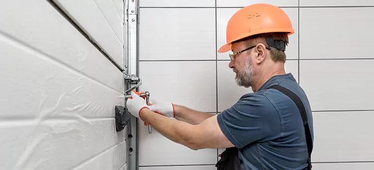 Commercial Garage Door Repair in Lake Magdalene, FL