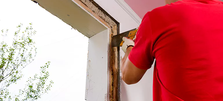 Residential Accordion Door Repair in Lake Magdalene, FL