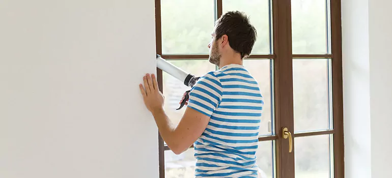 Outdoor Waterproof Caulk in Lake Magdalene, FL