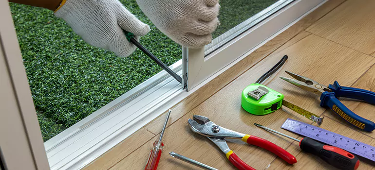 Window Hinge Repair in Lake Magdalene, FL